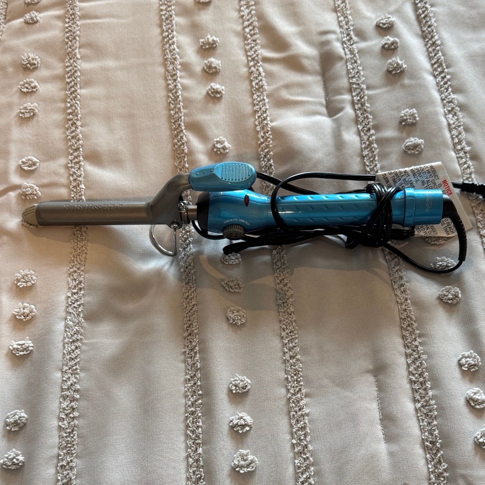 BaByliss Blue and Silver Curling Iron